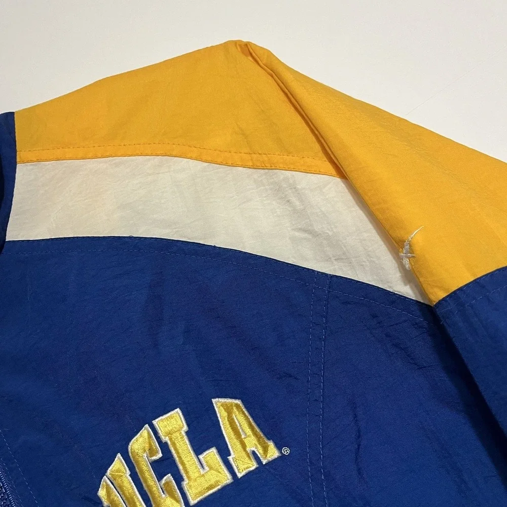 Vintage Reebok UCLA Bruins Nylon Full Zip Windbreaker Jacket unisex MEDIUM Blue